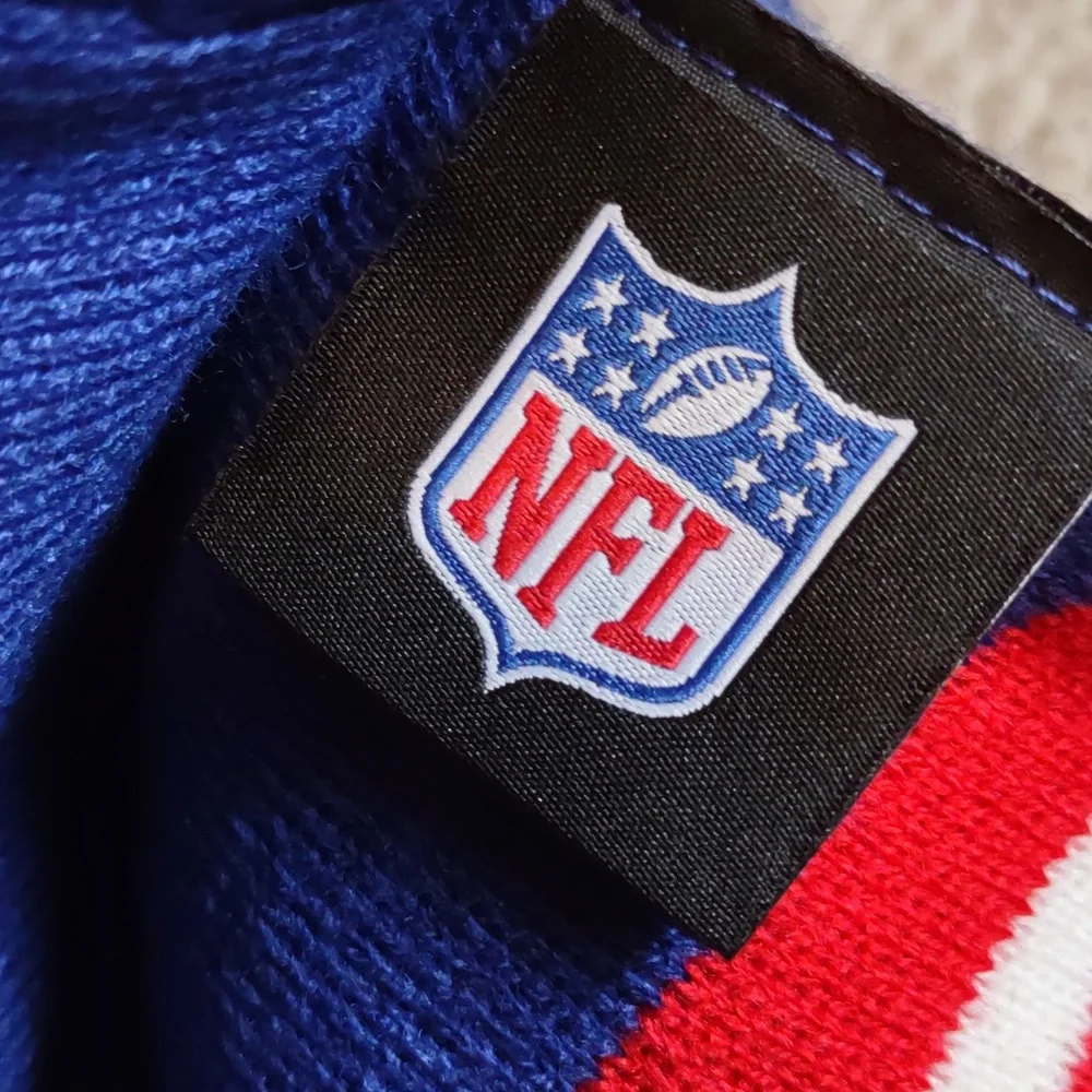 NEW! NFL Pom Beanie Scarf Set One Size Unisex Red Blue